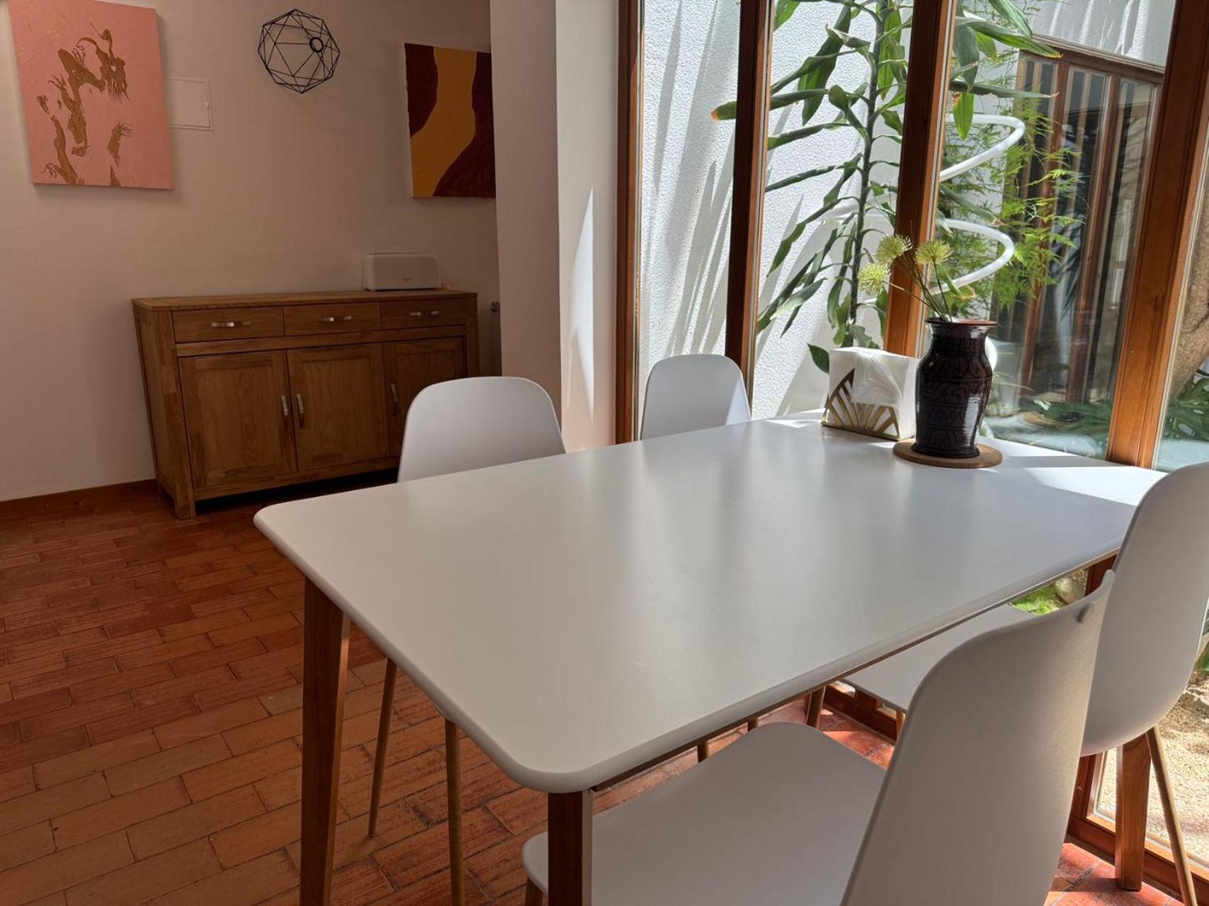 Aomo Art Space Hostel Oeiras Kültér fotó